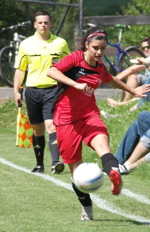 7_6_2012 Frauenfu__ball48.jpg