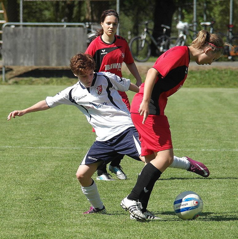 7_6_2012 Frauenfu__ball80.jpg