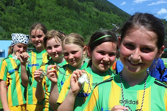 120_1339237600_jpg-1339254803