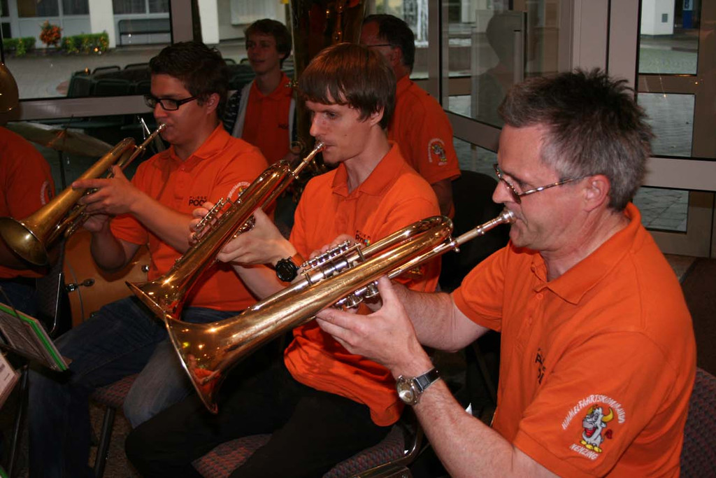 Dorfcafe Musik_jpg-1339358647