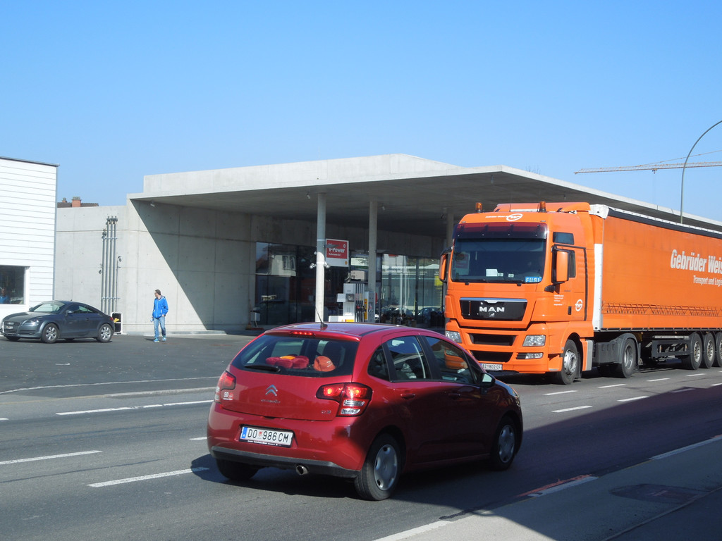 M__rz 15 004.JPG