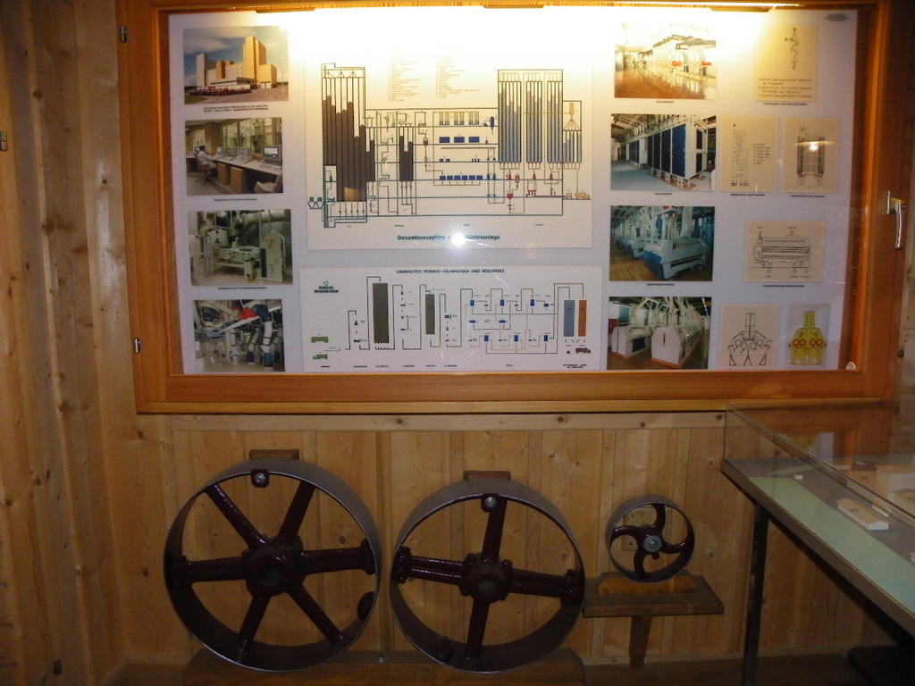 114_9637_JPG-1339627898