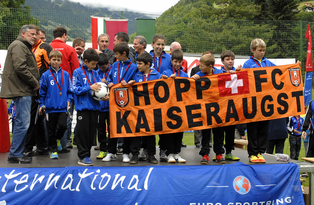 Trophy-Abschluss - 076 - Copyright by Gerhard Scopoli.jpg