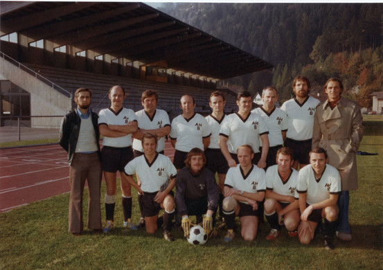 Erst_Sp_i_Stadion Ust__Sportarena 1984_JPG-1339737056