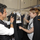 Backstage bei der Mercedes-Benz Fashion Show