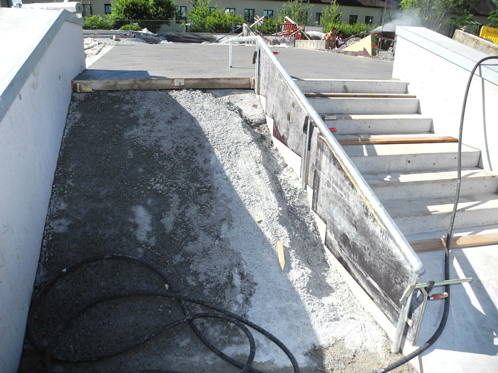 DSCN5570_JPG-1339940877