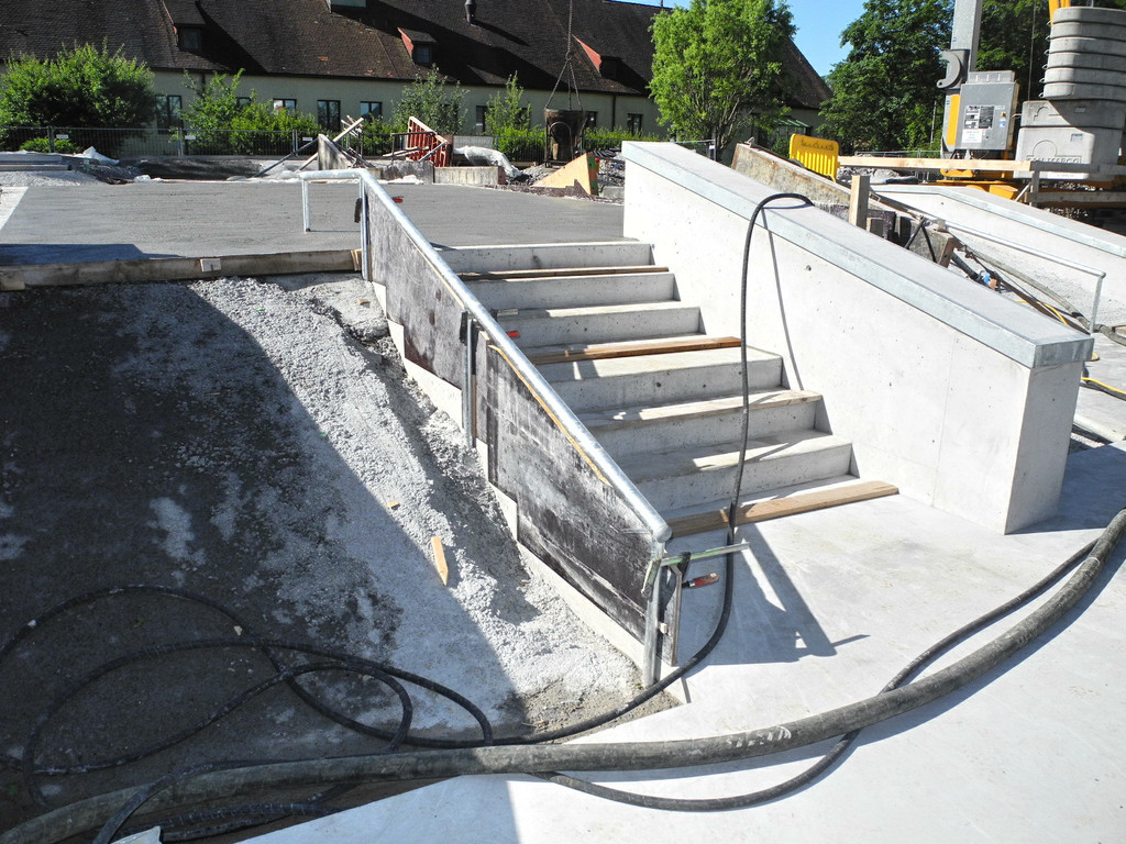 DSCN5571_JPG-1339940899