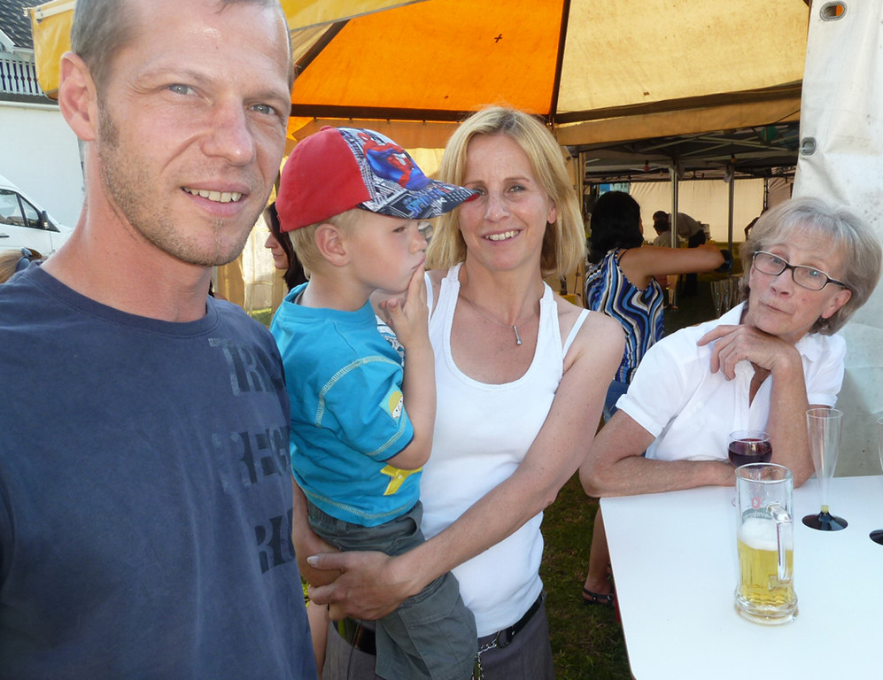 Schneider8_jpg-1339959336