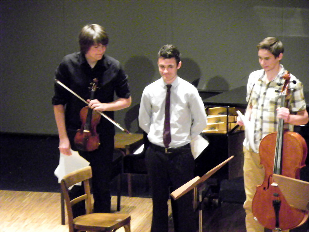 115_0300_JPG-1339971439