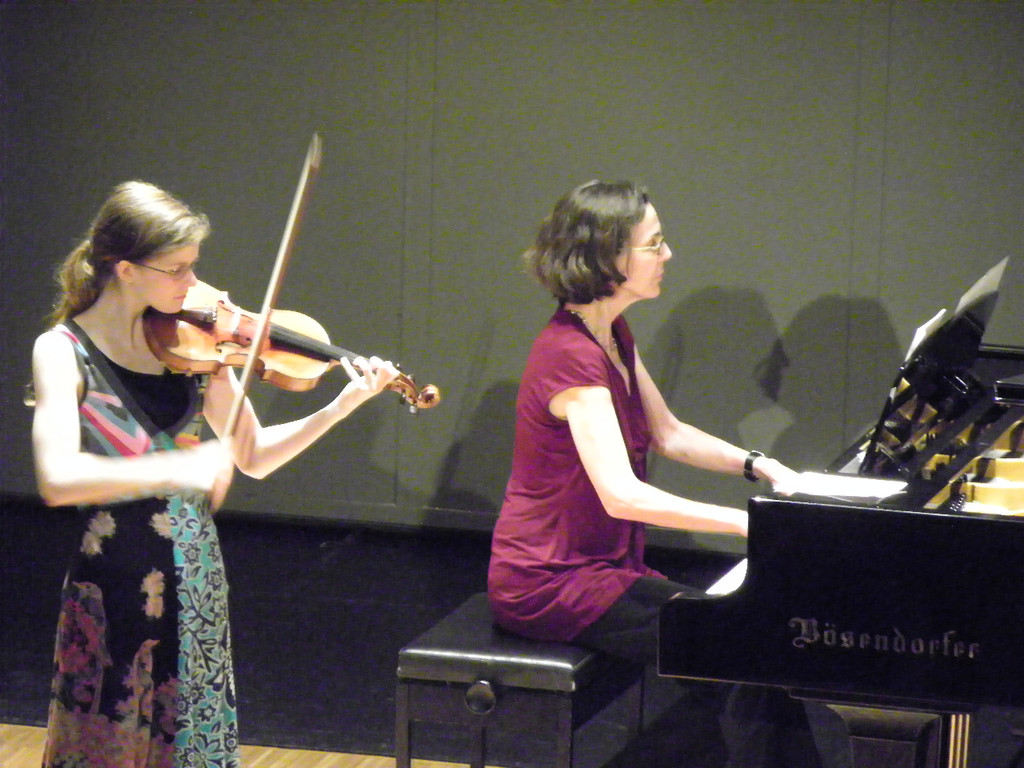 115_0330_JPG-1339971488