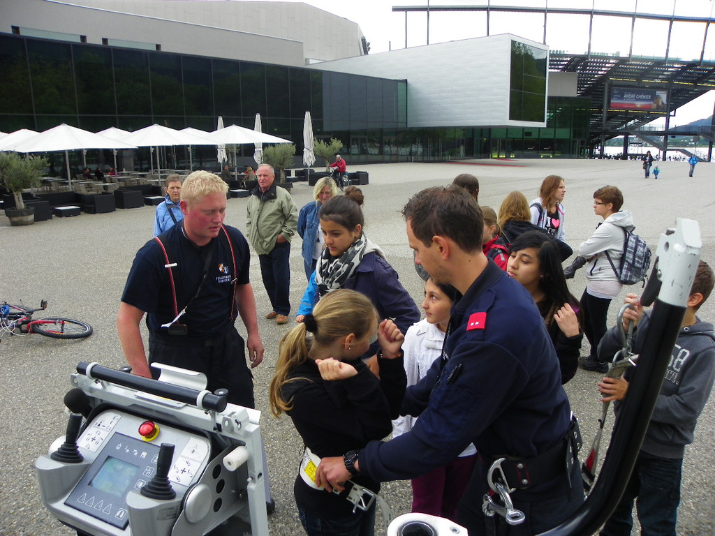 115_0070_JPG-1339973199