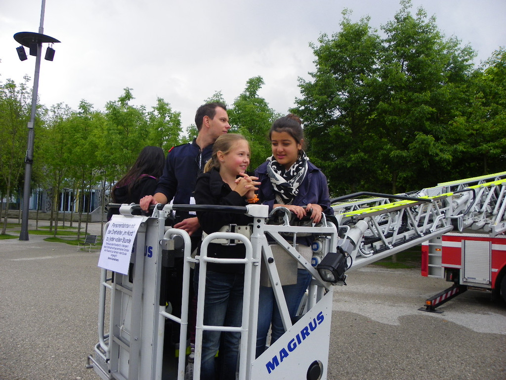 115_0071_JPG-1339973205