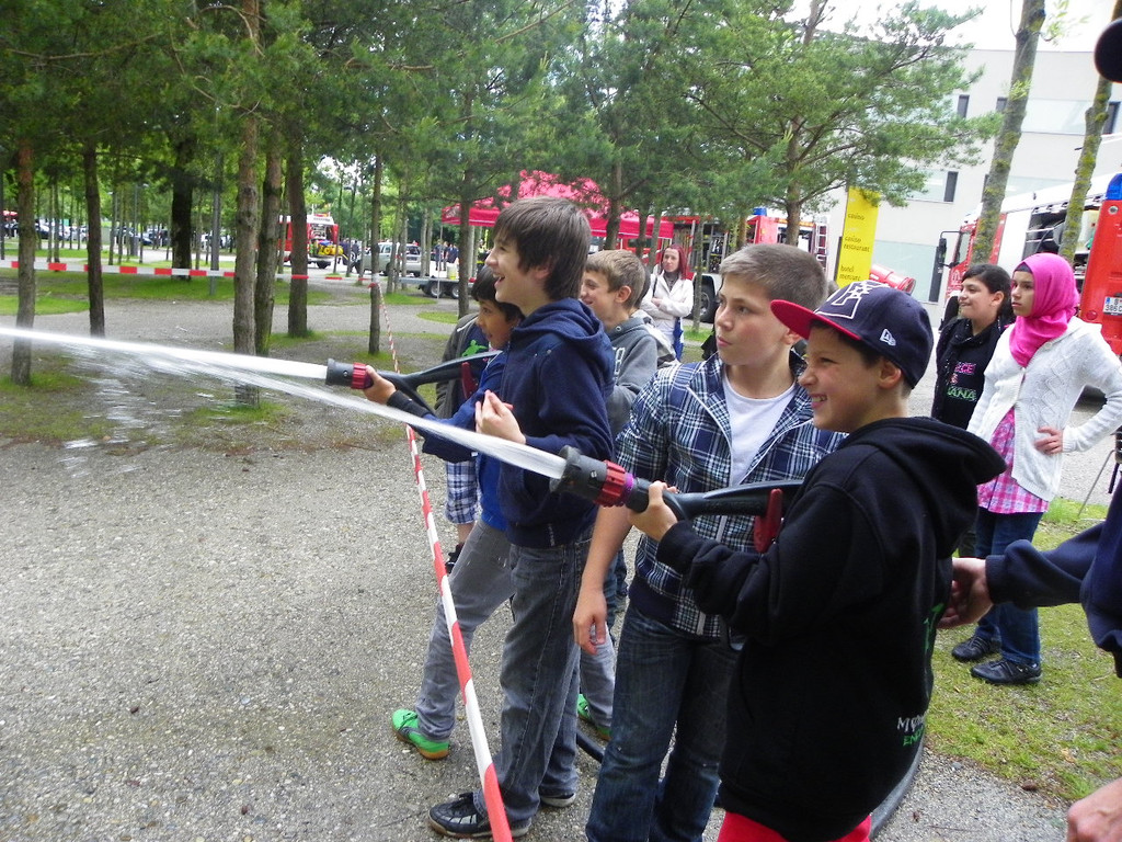 115_0075_JPG-1339973212