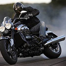 Triumph_Rocket_III_Roadster_Bild_2.jpg