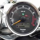 Triumph_Rocket_III_Roadster_Bild_4.jpg