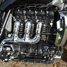 Triumph_Rocket_III_Roadster_Bild_5.jpg