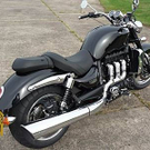 Triumph_Rocket_III_Roadster_Bild_13.jpg