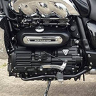 Triumph_Rocket_III_Roadster_Bild_19.jpg