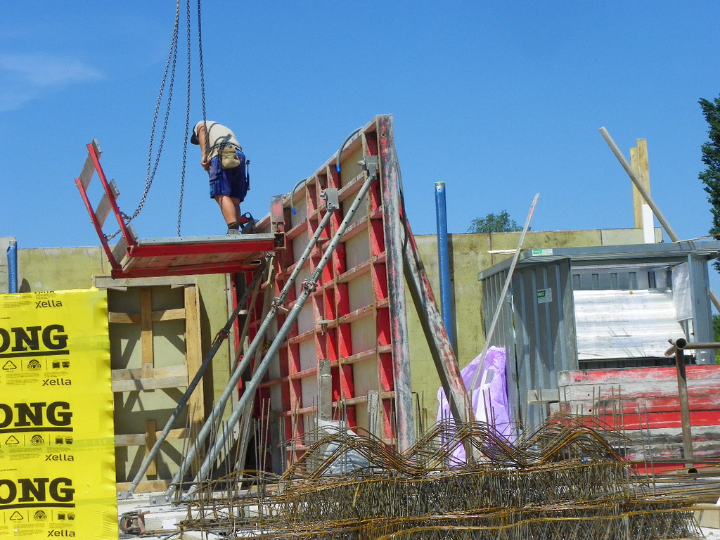 114_8251_JPG-1340750256