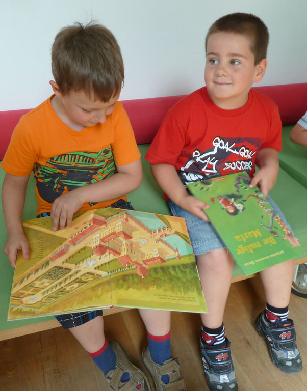 Kindi4a_jpg-1341089620