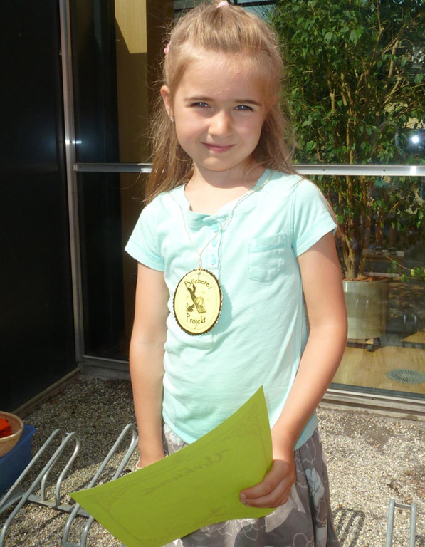 Kindi10Zoe_jpg-1341089679