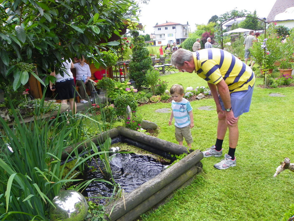 115_1386_JPG-1341098728