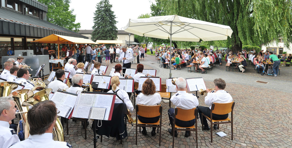 Pfarrfest Fu__ach 01-07-2012 Panorama kl_jpg-1341151956