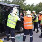 Einsatzdoku_02072012_Schwerer VU mit eingeklemmter Person A2 Seebenstein_1 Lkw und 3 Fahrzeuge _9_.JPG