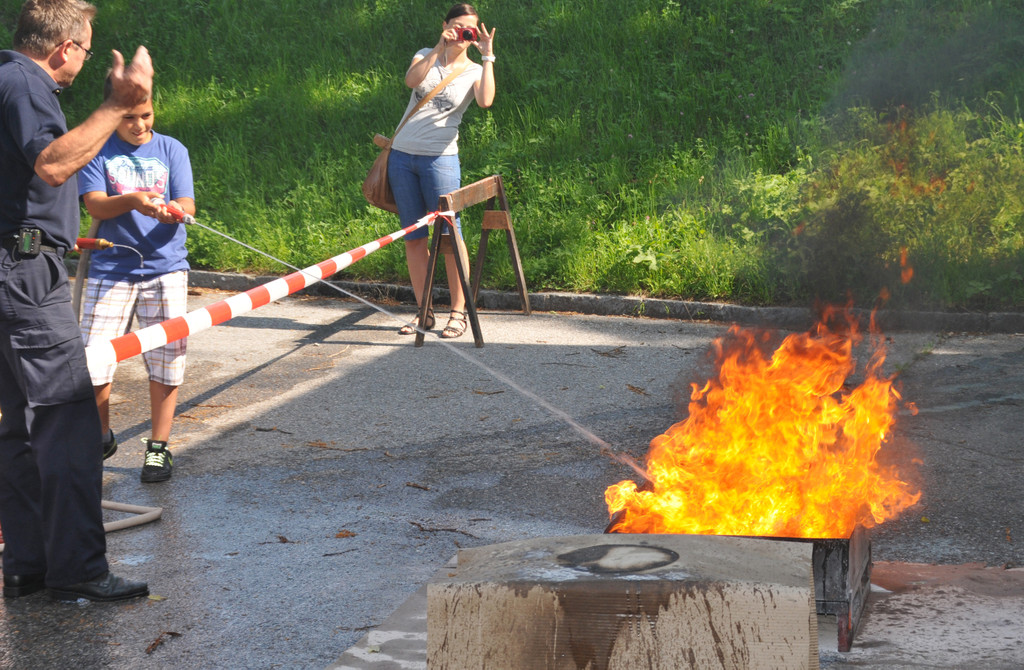 Feuerwehr _ VS H__chst 18_06_2012 350_jpg-1341314432