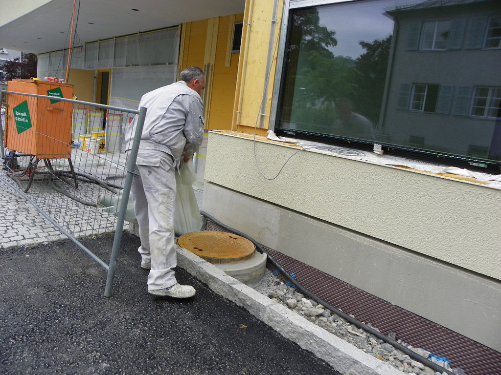 115_0732_JPG-1341448730