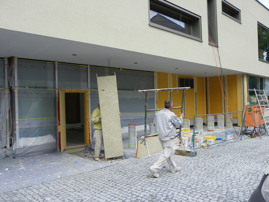 115_0761_JPG-1341448760