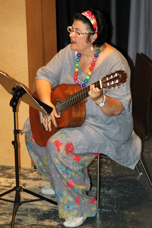 IMG_2369_jpg-1341506975