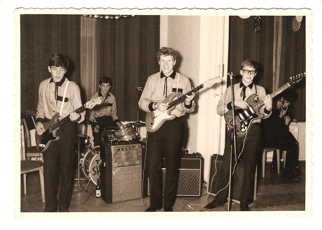 BandJan1966_jpg-1341750512