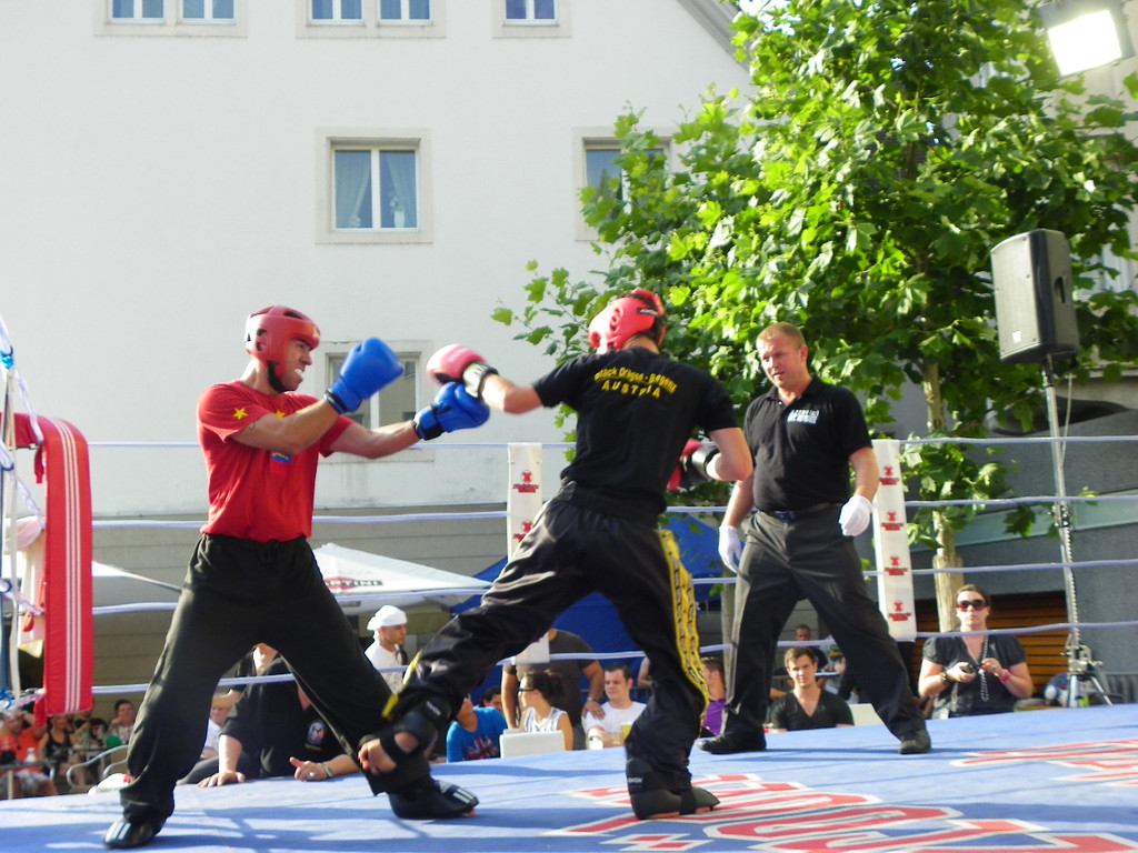 115_2185_JPG-1341788039