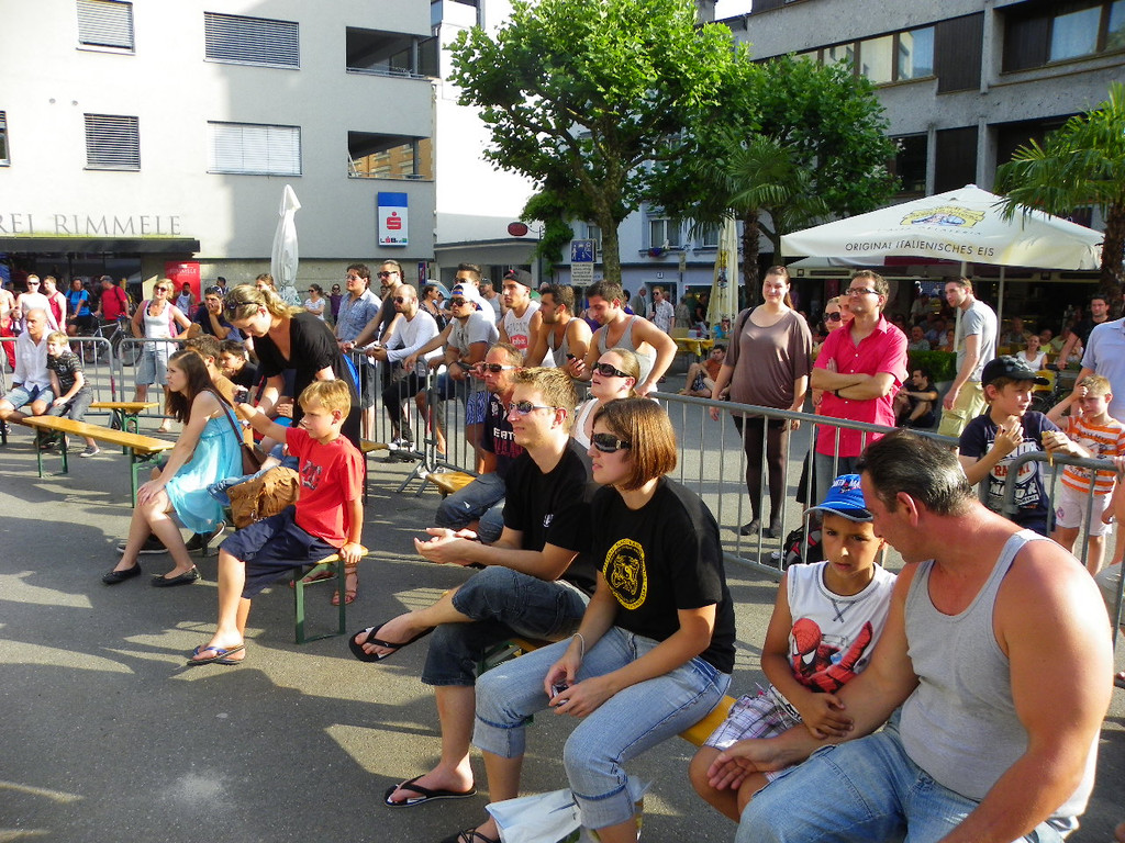 115_2196_JPG-1341788073