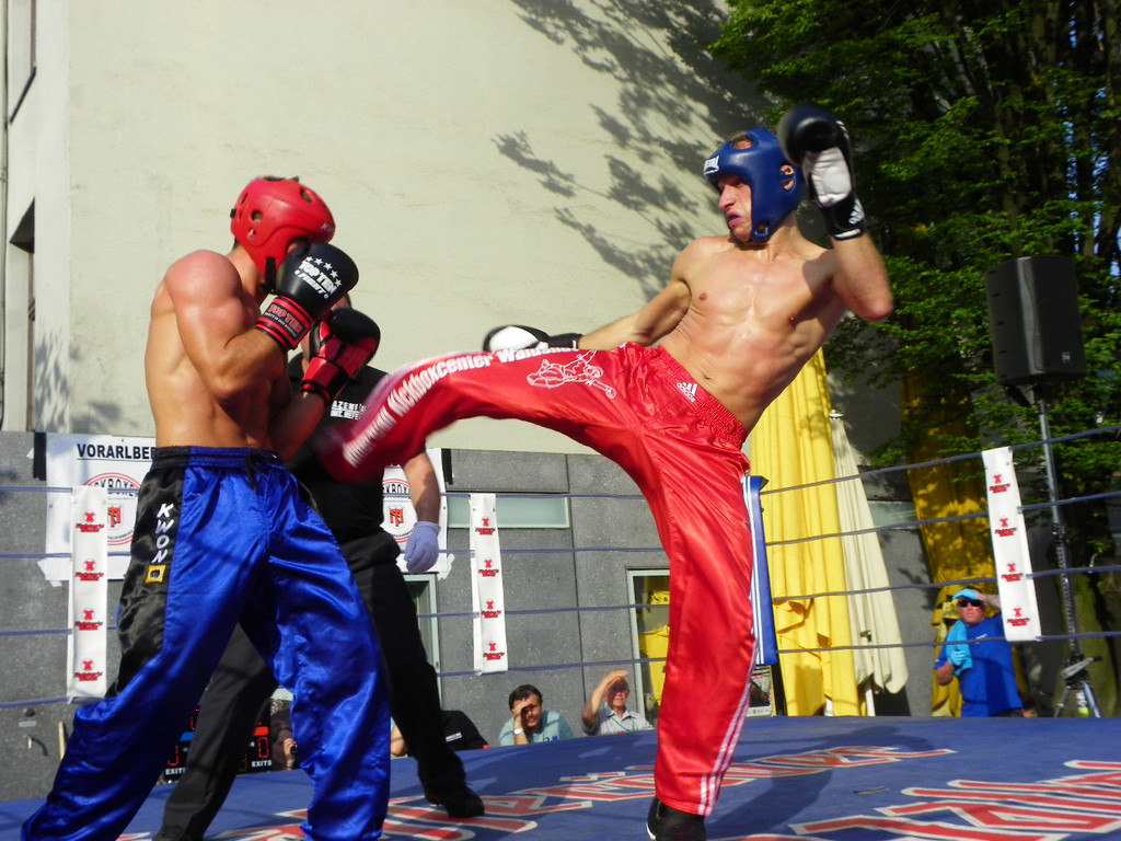 115_2215_JPG-1341788125