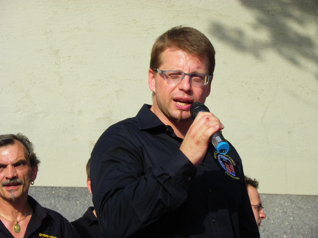 115_2204_JPG-1341788101