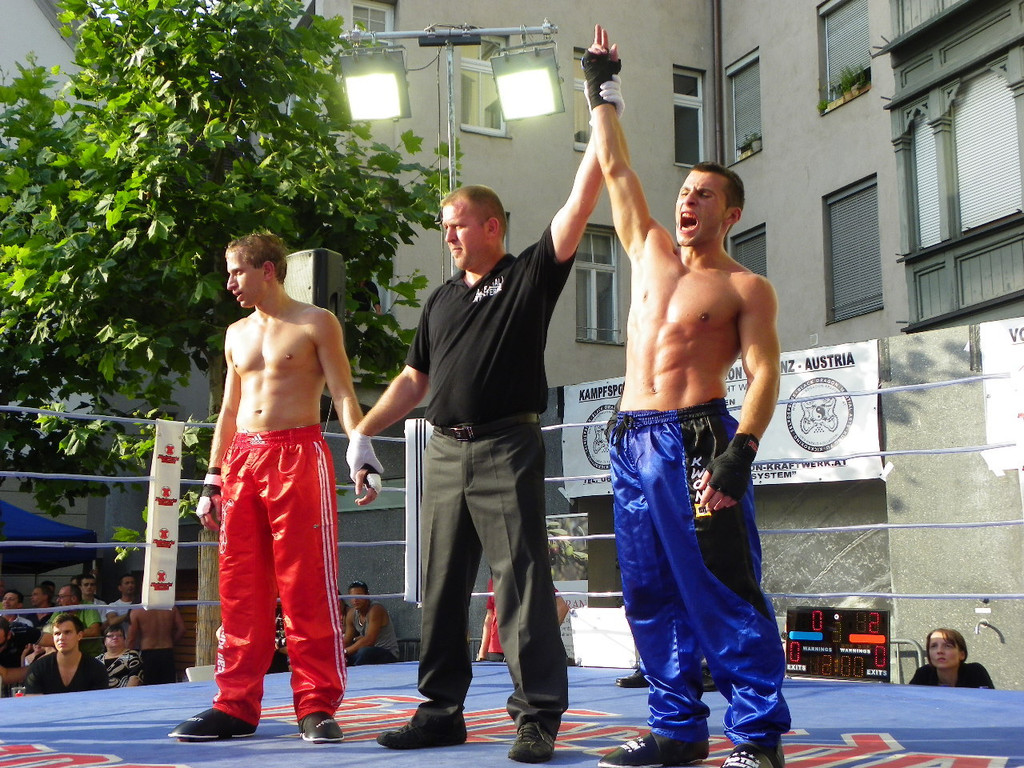 115_2245_JPG-1341788149