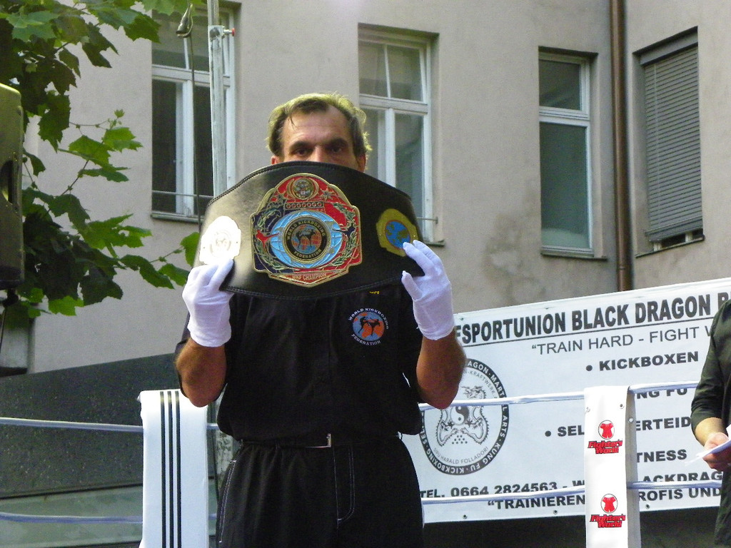 115_2267_JPG-1341788208