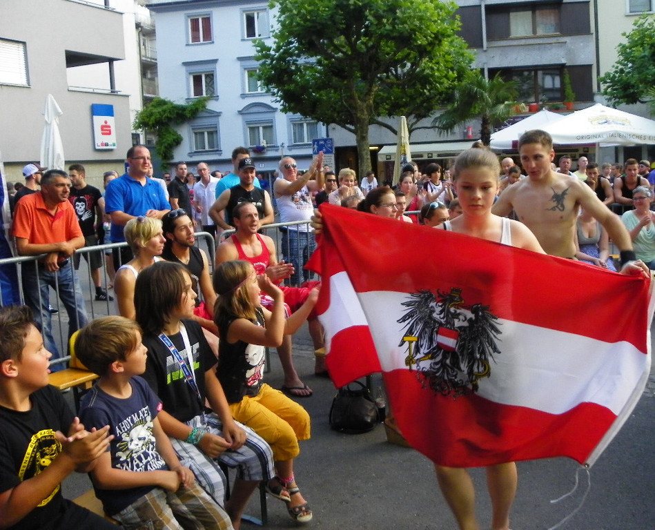 115_2273_JPG-1341788217