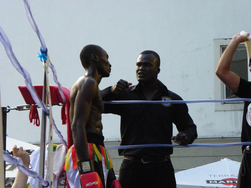 115_2299_JPG-1341788263