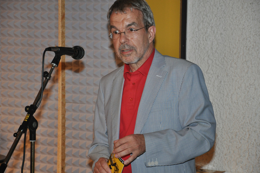 armingreussing_jpg-1341819460