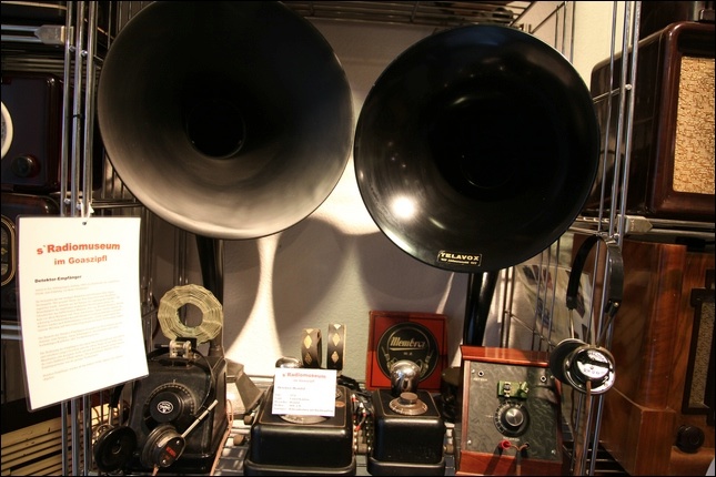 KOE_Radiomuseum Goaszipfl 5_jpg-1341837974