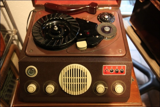 KOE_Radiomuseum Goaszipfl 6_jpg-1341837976