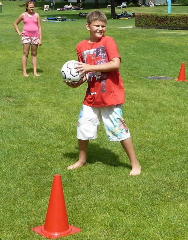 Ballspiel1_jpg-1341865358