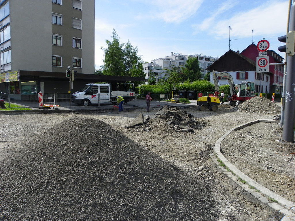 115_1557_JPG-1341874362