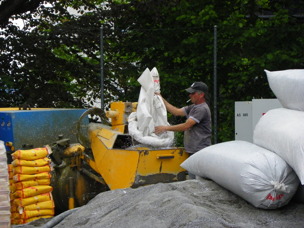 114_8057_JPG-1341875432