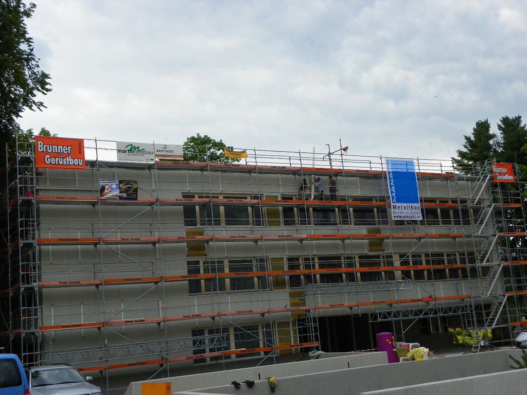 114_8037_JPG-1341875403