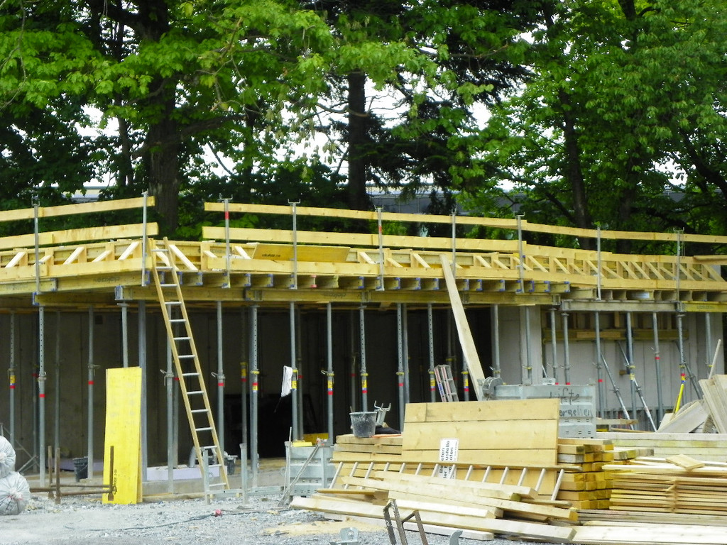 114_8056_JPG-1341875426