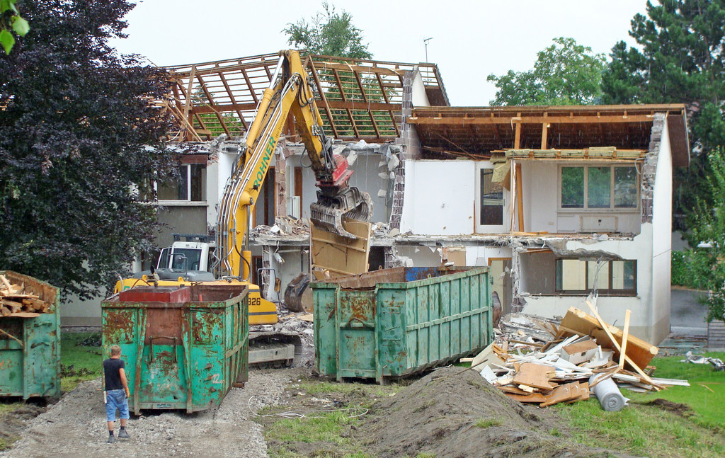 Abbruch Pfarrhaus Fu__ach 11-07-2012 a_jpg-1342020030